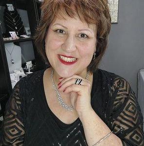 Meet your Posher, Jackie